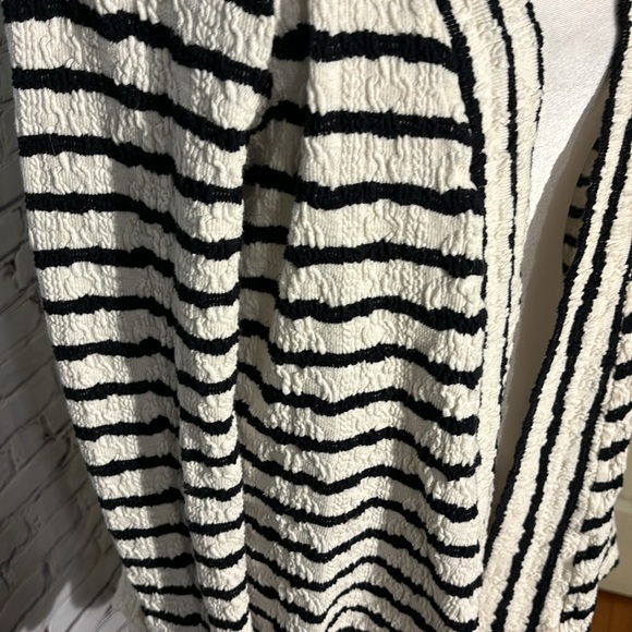 NWOT ANTHROPOLOGIE cardigan - Picture 3 of 10